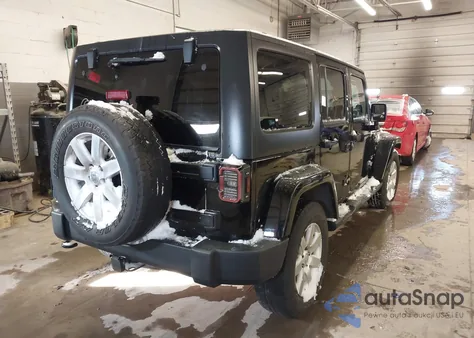 2012 Jeep Wrangler Unlimited Sahara z USA, uszkodzony, nr VIN 1C4BJWEG5CL179508